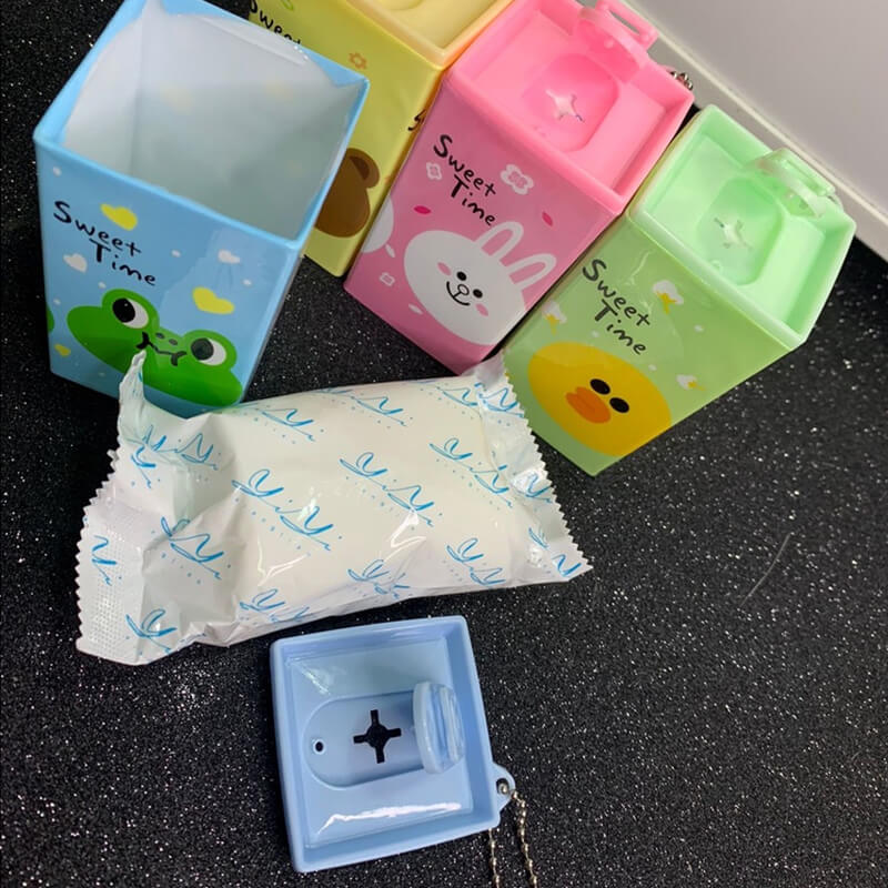 CuteCartoon Hanging Wipes Holder
