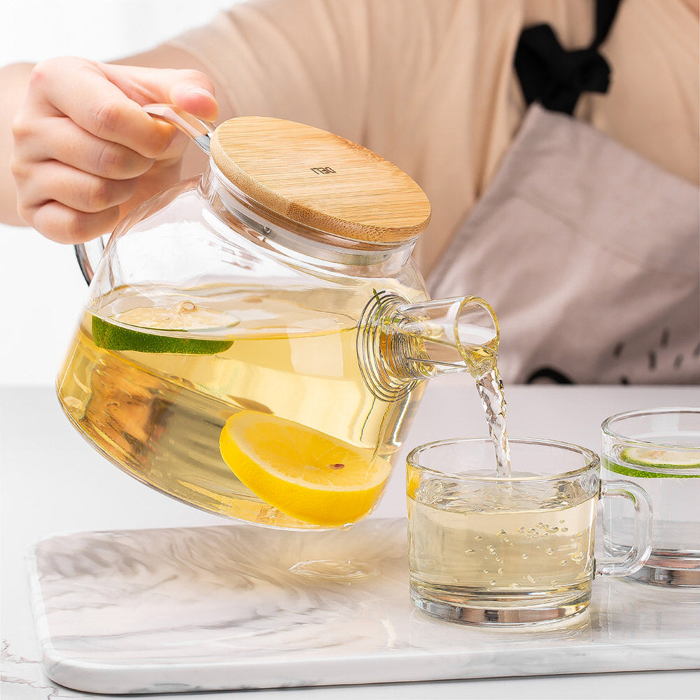 KehwaElegance Glass Set with Wooden Tray
