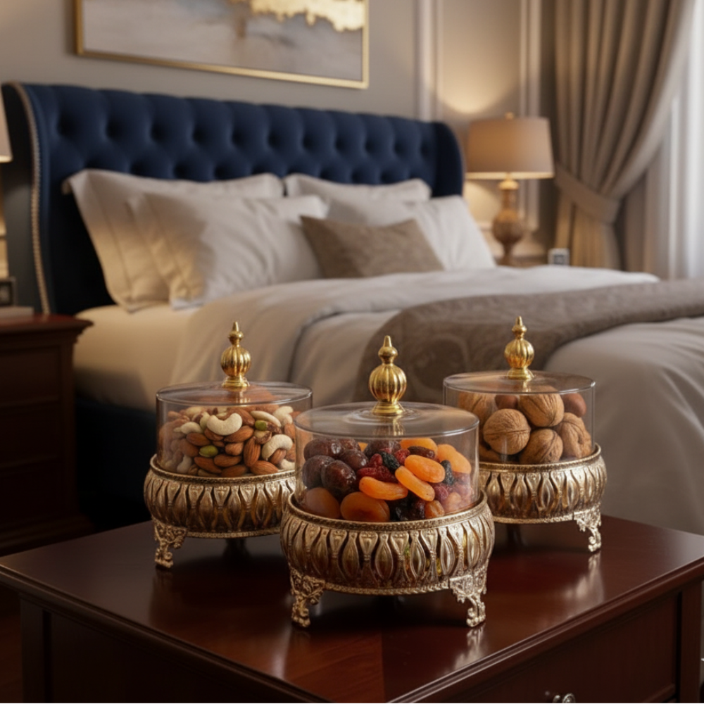 Exquisite 3-Piece Golden Base Glass Jars with Lid 1168