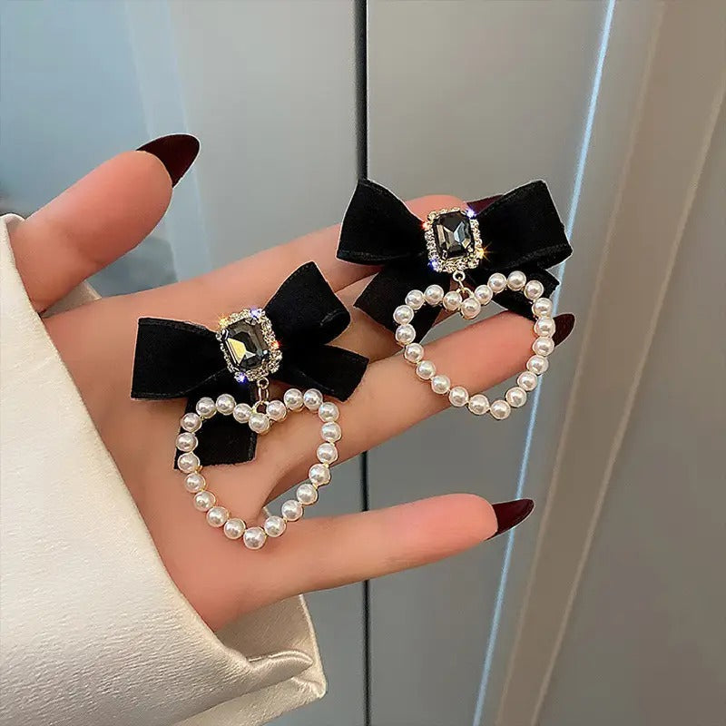 Heart & Bow Pearl Earrings