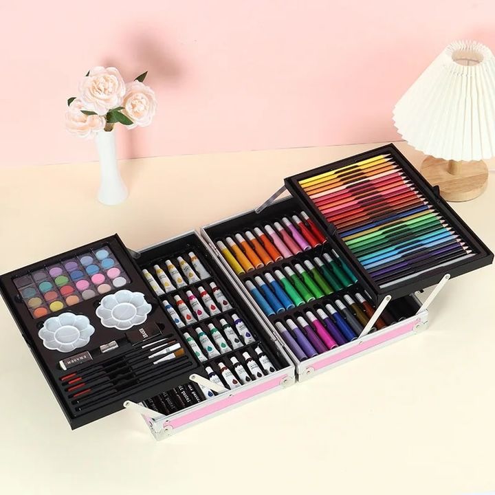 Painting Kit: Suitcase of Creativity