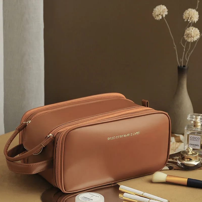 Versatile and Stylish Cosmetic Bag